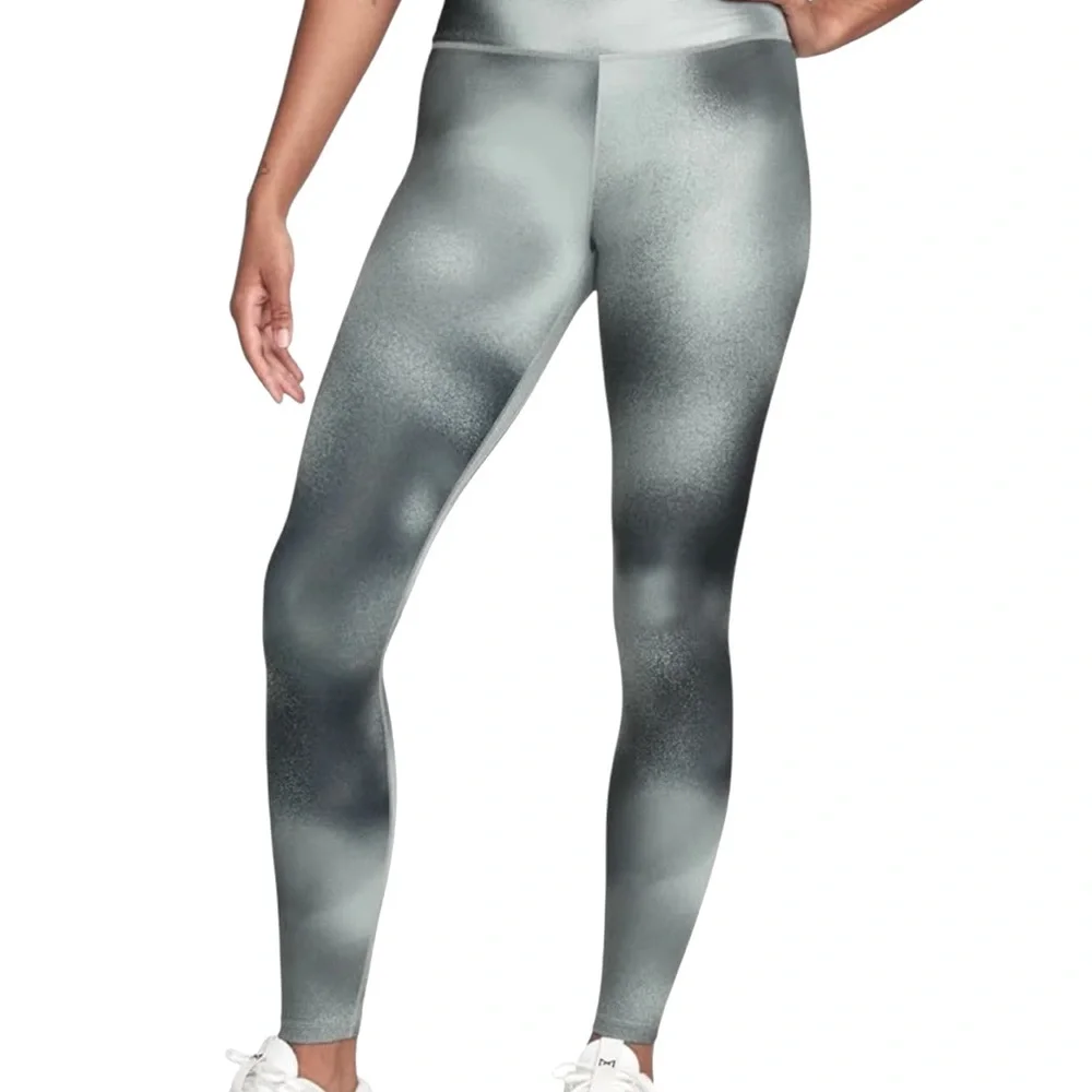 Women’s Nike One Black and Gray full length leggings NWT Small